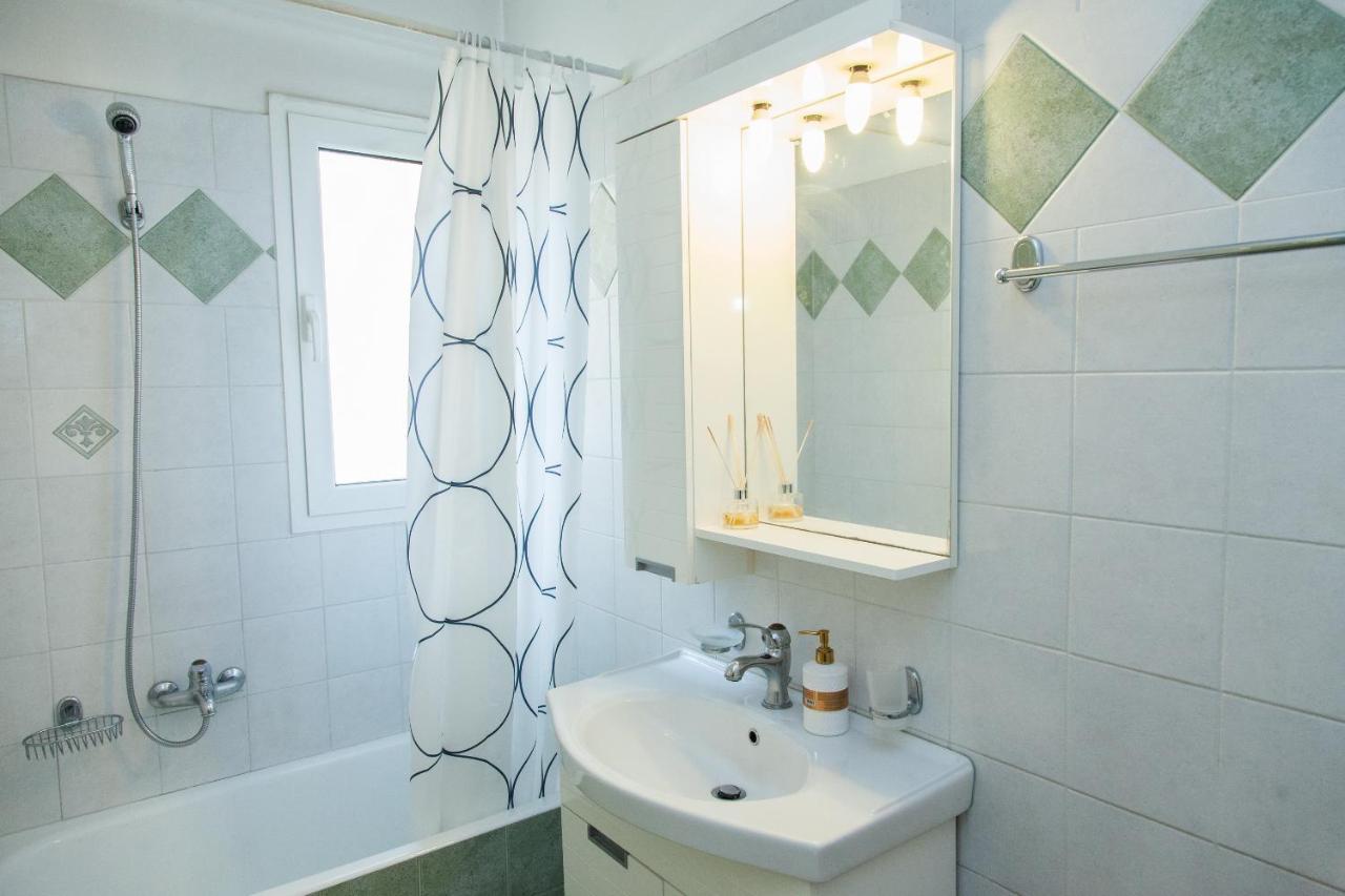 Lovely Apt In Peristeri Athènes Extérieur photo