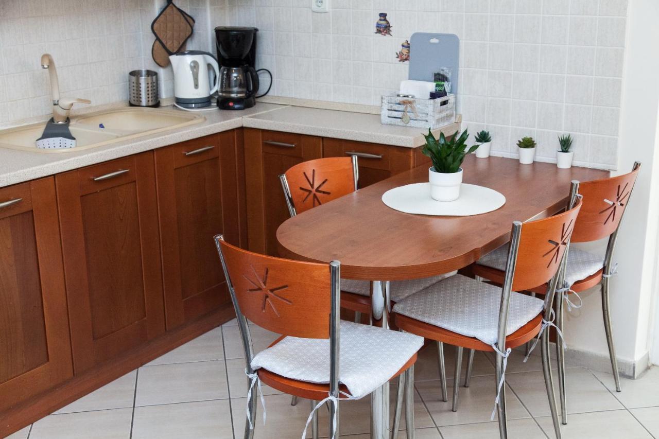 Lovely Apt In Peristeri Athènes Extérieur photo