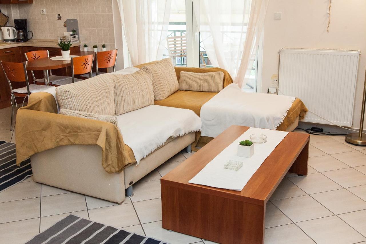 Lovely Apt In Peristeri Athènes Extérieur photo