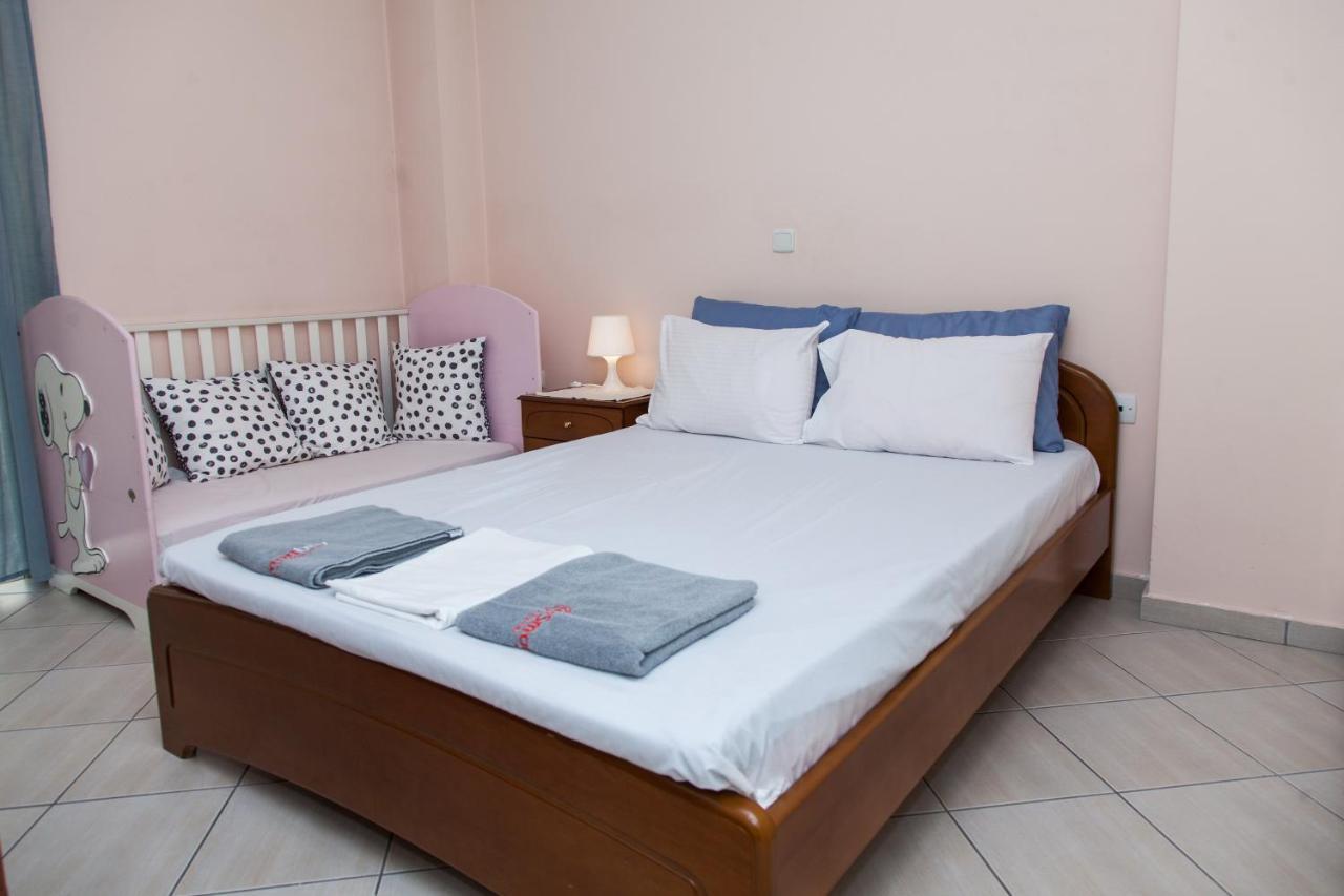 Lovely Apt In Peristeri Athènes Extérieur photo