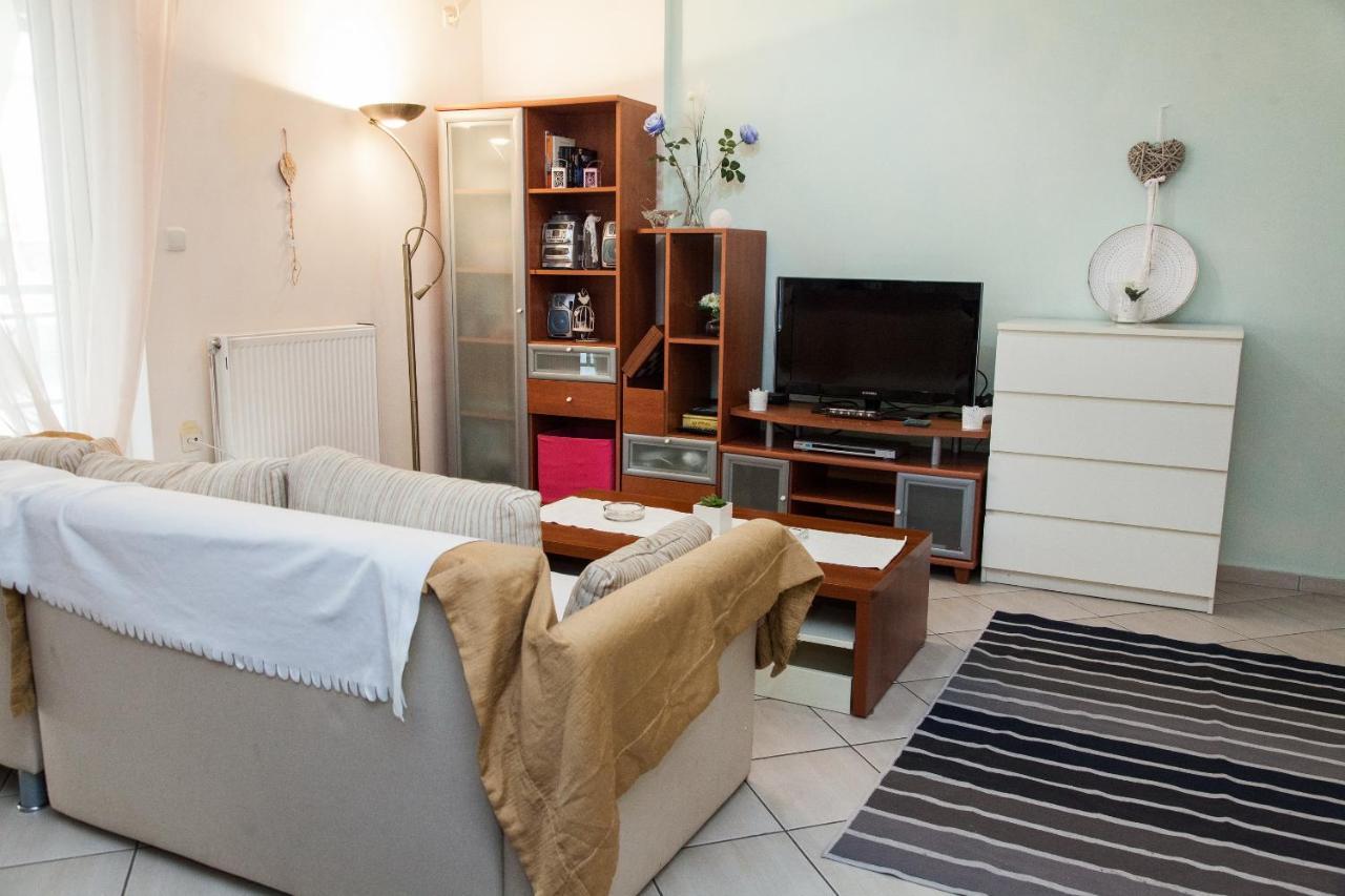Lovely Apt In Peristeri Athènes Extérieur photo