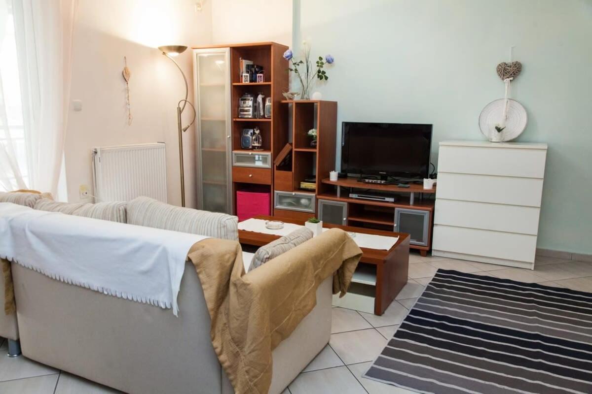 Lovely Apt In Peristeri Athènes Extérieur photo