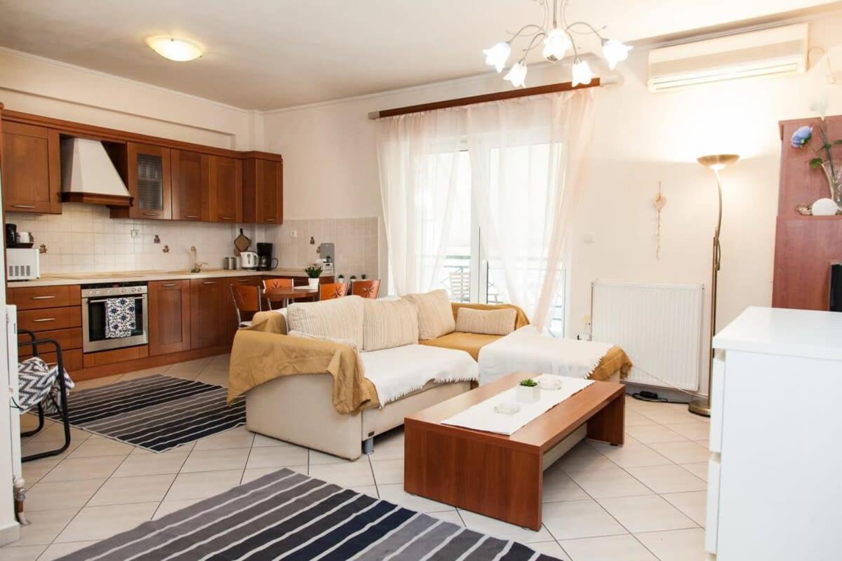 Lovely Apt In Peristeri Athènes Extérieur photo